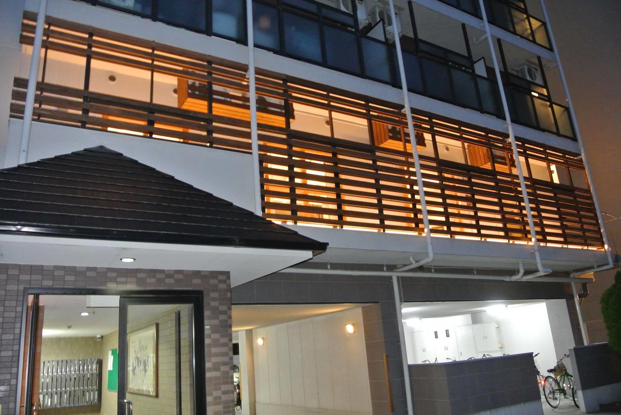 Backpackers Hotel Noosa Japan In Takatsuki Tonda Exterior photo